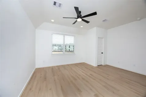 1989 Longmire Villas Court Conroe TX 77304
