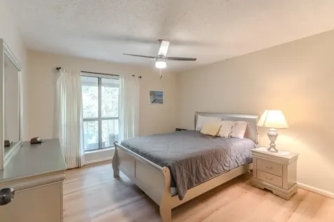 10053 Westpark Drive 308 Houston TX 77042