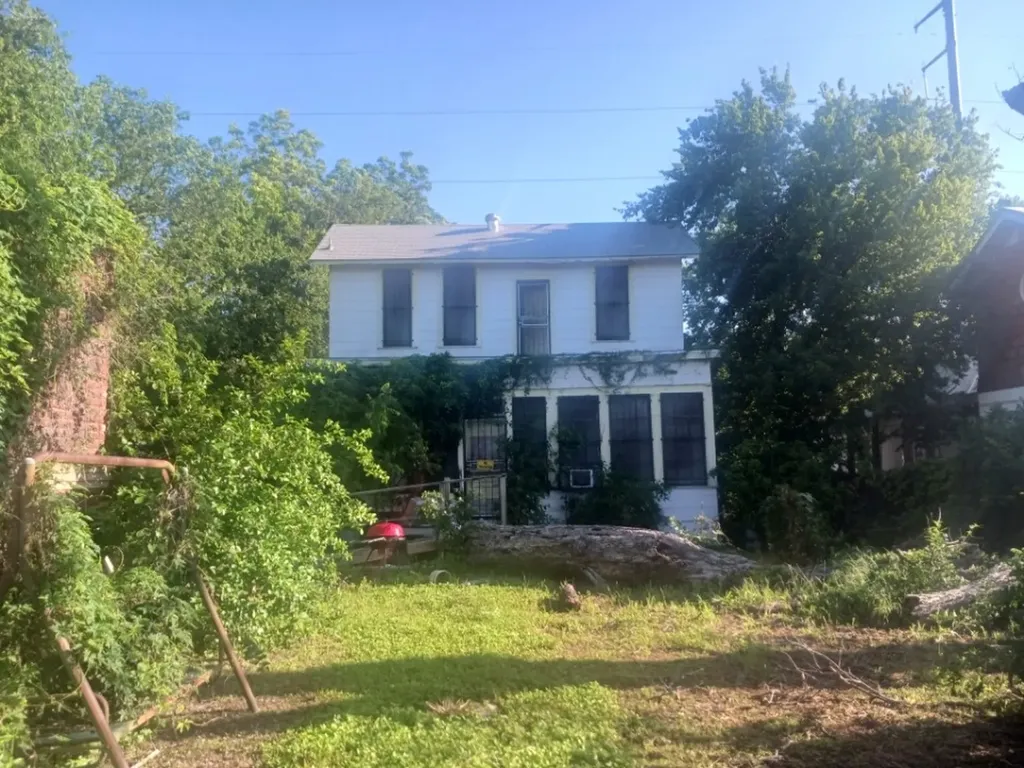 930 Burnet Street San Antonio TX 78202
