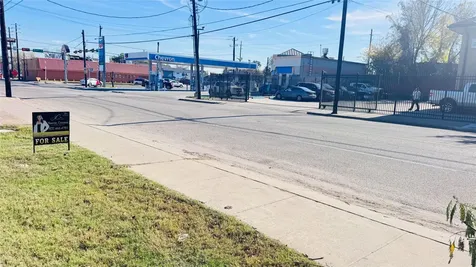 6735 Canal Street Houston TX 77011