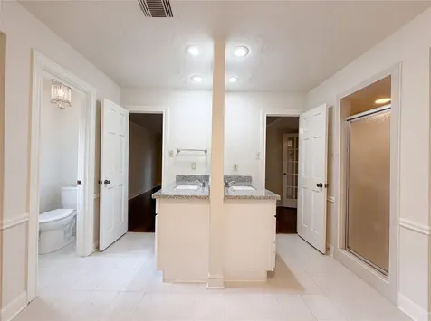 6902 Fawncliff Drive Houston TX 77069