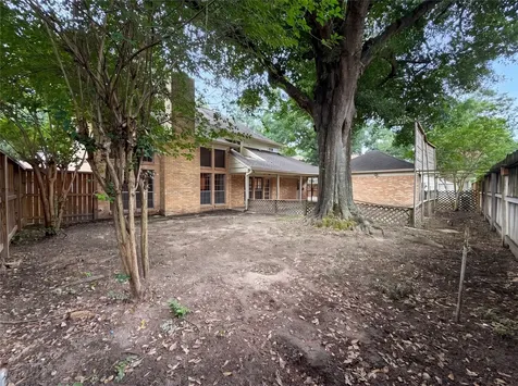 6902 Fawncliff Drive Houston TX 77069