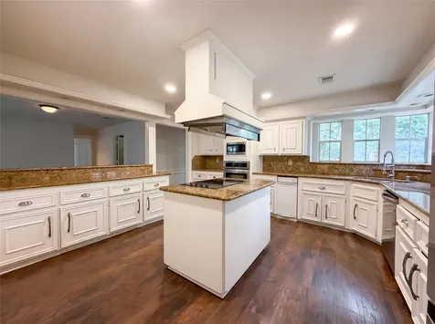 6902 Fawncliff Drive Houston TX 77069