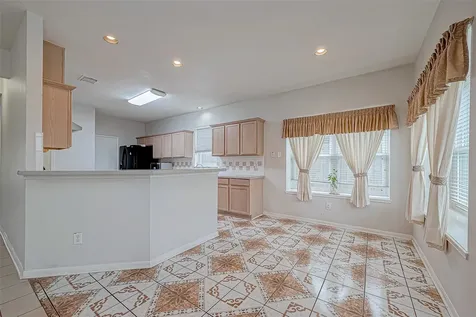 16922 Echo Harbor Friendswood TX 77546