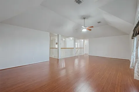 16922 Echo Harbor Friendswood TX 77546