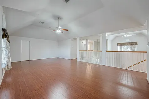 16922 Echo Harbor Friendswood TX 77546