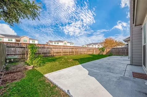 16922 Echo Harbor Friendswood TX 77546