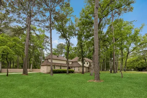 2426 Kings Forest Drive Kingwood TX 77339