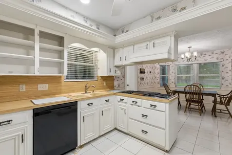 2426 Kings Forest Drive Kingwood TX 77339