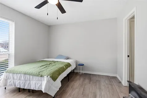 5206 Abercreek Avenue Friendswood TX 77546