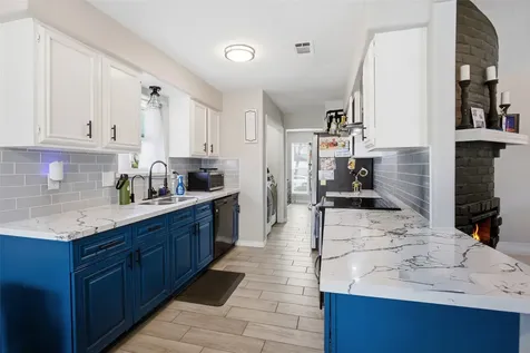 5206 Abercreek Avenue Friendswood TX 77546