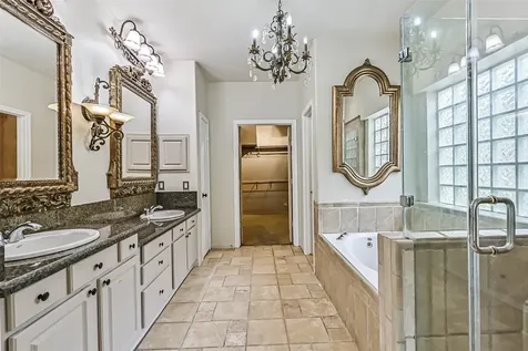 4111 Walkabout Circle Missouri City TX 77459