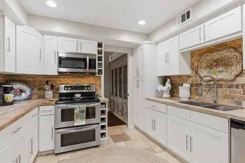 640 S Ripple Creek Drive 640 Houston TX 77057