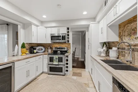 640 S Ripple Creek Drive 640 Houston TX 77057