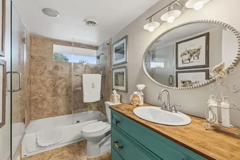 640 S Ripple Creek Drive 640 Houston TX 77057