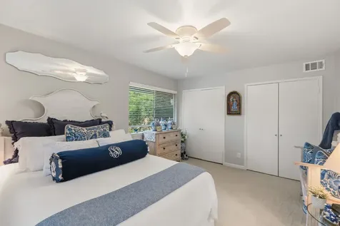 640 S Ripple Creek Drive 640 Houston TX 77057