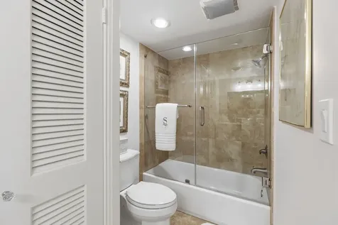 640 S Ripple Creek Drive 640 Houston TX 77057