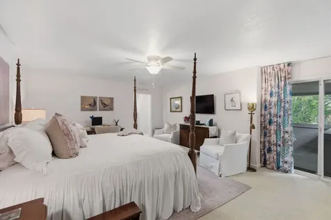 640 S Ripple Creek Drive 640 Houston TX 77057
