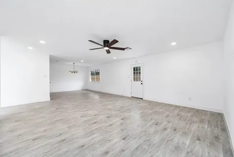 10402 Rancho Bernardo Lane Sugar Land TX 77498