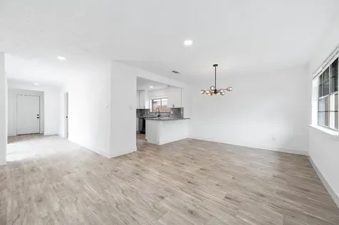 10402 Rancho Bernardo Lane Sugar Land TX 77498