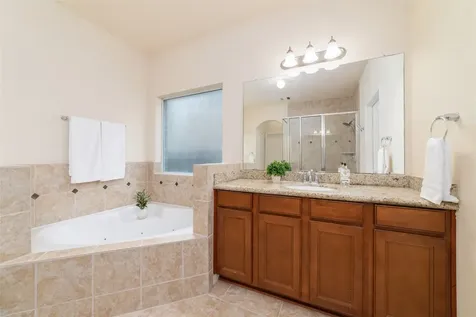 14422 Lakepointe Bend Lane Cypress TX 77429