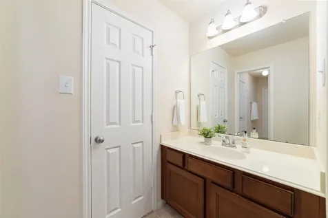 14422 Lakepointe Bend Lane Cypress TX 77429