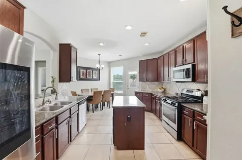 6810 Oaken Gate Way Humble TX 77338