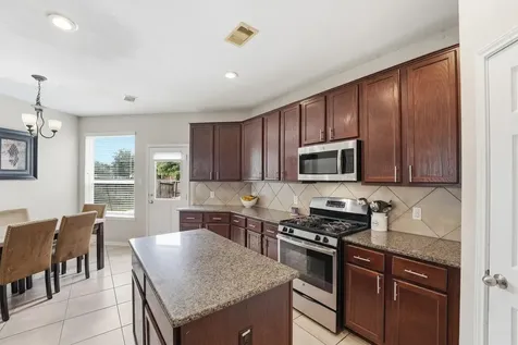 6810 Oaken Gate Way Humble TX 77338