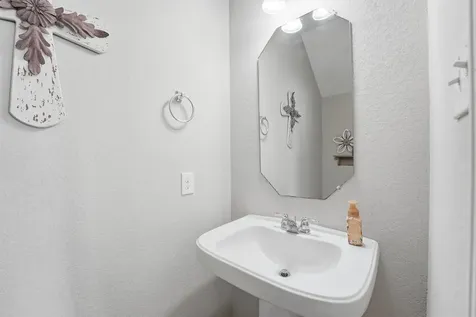 6810 Oaken Gate Way Humble TX 77338