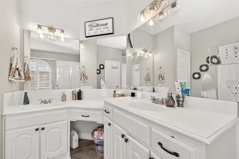 11906 Mariposa Canyon Drive Tomball TX 77377
