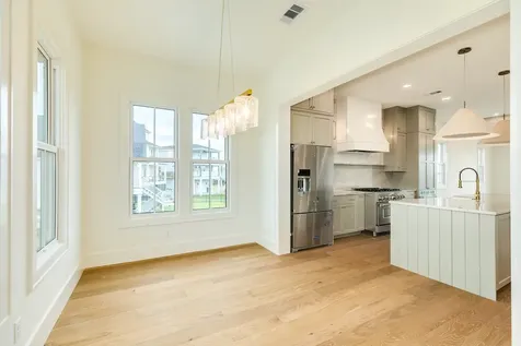 714 Vista Bella Galveston TX 77554
