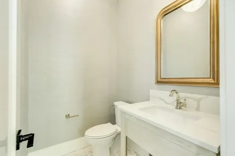 714 Vista Bella Galveston TX 77554