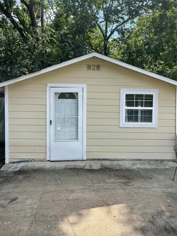 1472 1/2 Godwin Street Houston TX 77023