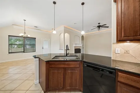 7019 Pleasure Lake Drive Willis TX 77318