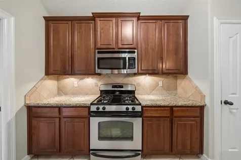 7019 Pleasure Lake Drive Willis TX 77318