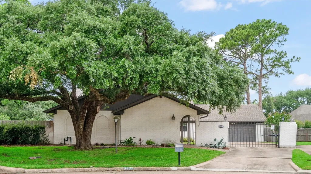 3003 Montford Court Sugar Land TX 77478