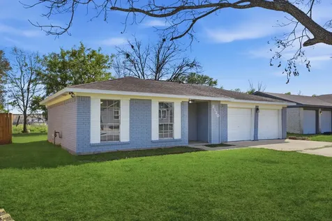 3120 Royal Street Baytown TX 77521