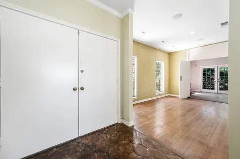 2401 Flora/cr 422 Road Alvin TX 77511