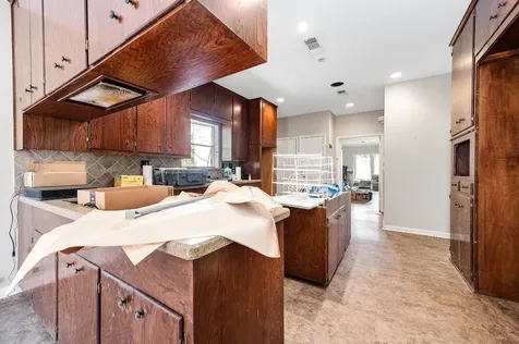 2401 Flora/cr 422 Road Alvin TX 77511