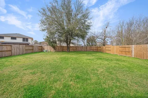 8211 Scarlet Tanager Drive Humble TX 77396