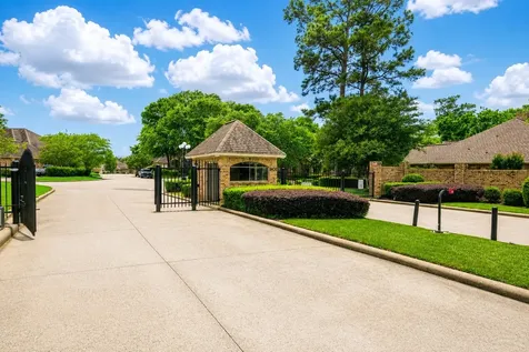 901 Longmire Road 56 Conroe TX 77304
