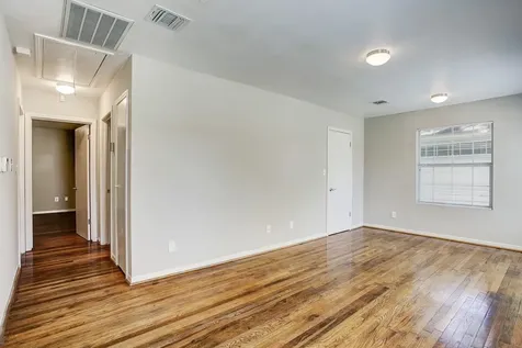 1516 Story Street Houston TX 77055