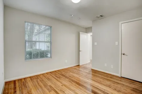 1516 Story Street Houston TX 77055
