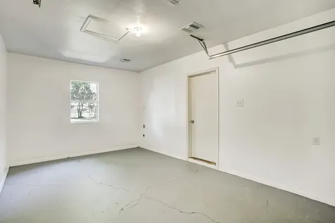 1516 Story Street Houston TX 77055