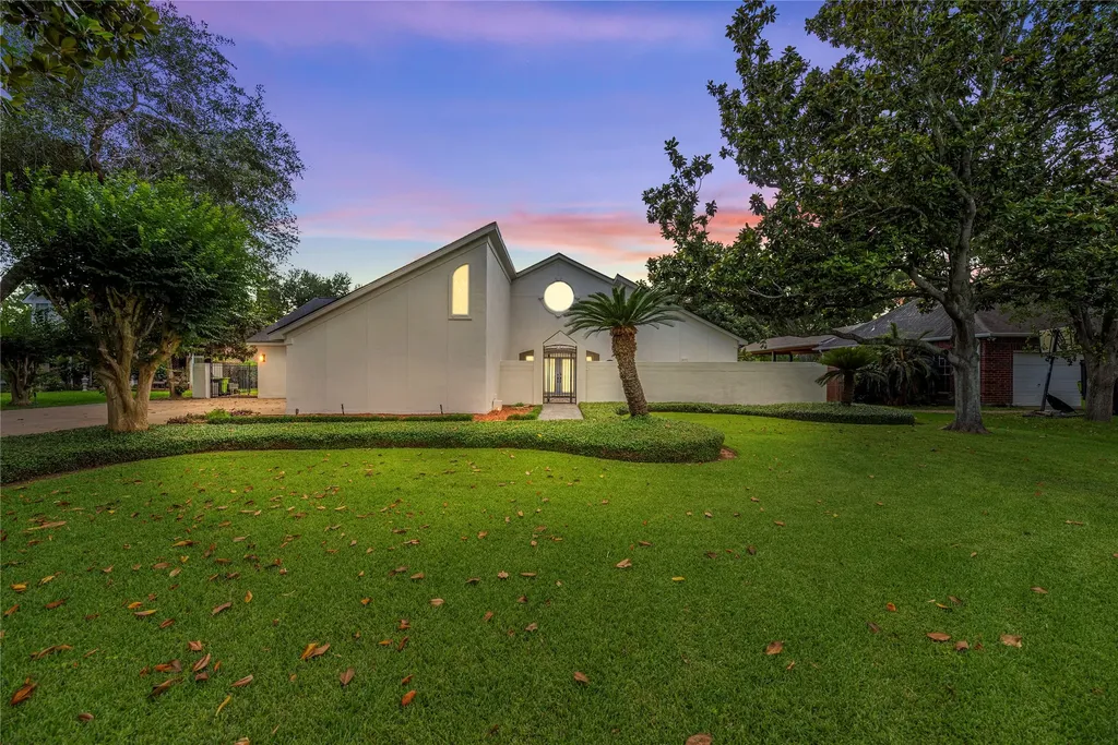 4815 Diamond Springs Drive Missouri City TX 77459