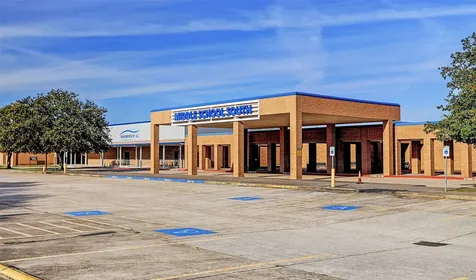 12102 Upper Meadows Avenue Mont Belvieu TX 77535