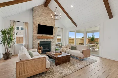 12102 Upper Meadows Avenue Mont Belvieu TX 77535