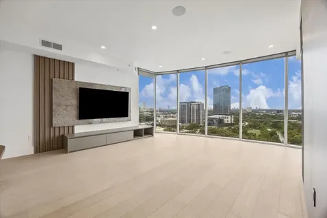 3333 Allen Parkway 1905 Houston TX 77019