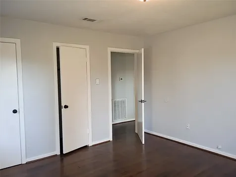 811 Loper Street Houston TX 77017