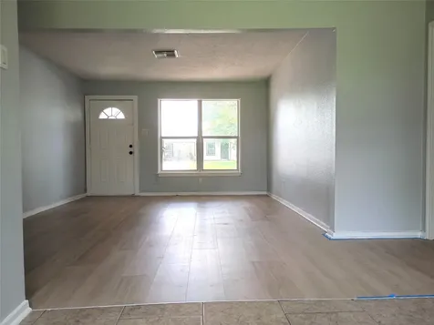 811 Loper Street Houston TX 77017